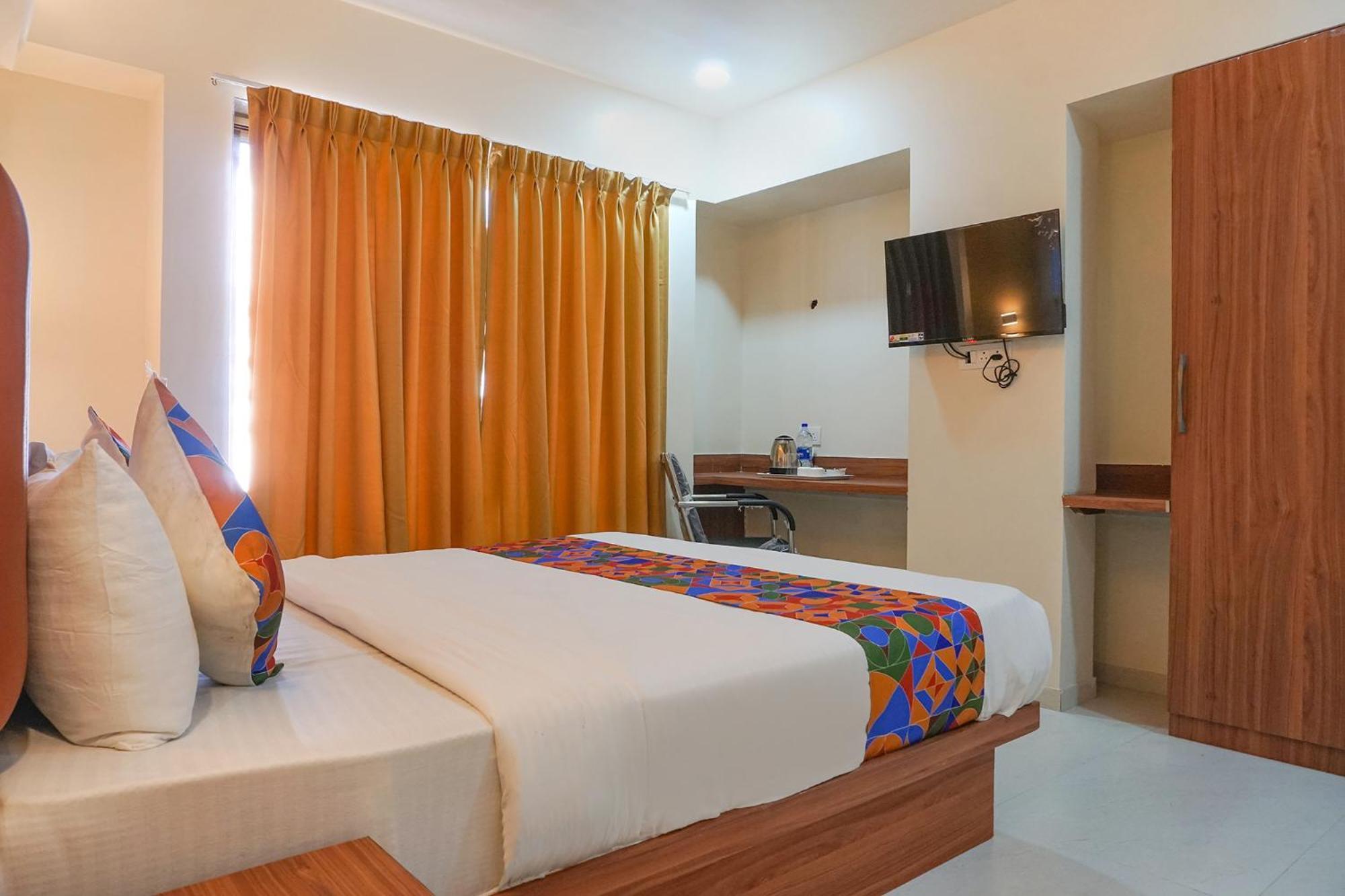 Fabhotel Emersion Residency - High Street Near Laxman Nagar, Baner Pune Exterior foto